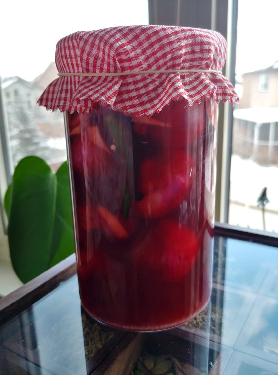 Indian Style Pickled Onion (Sirke wale pyaaz)
